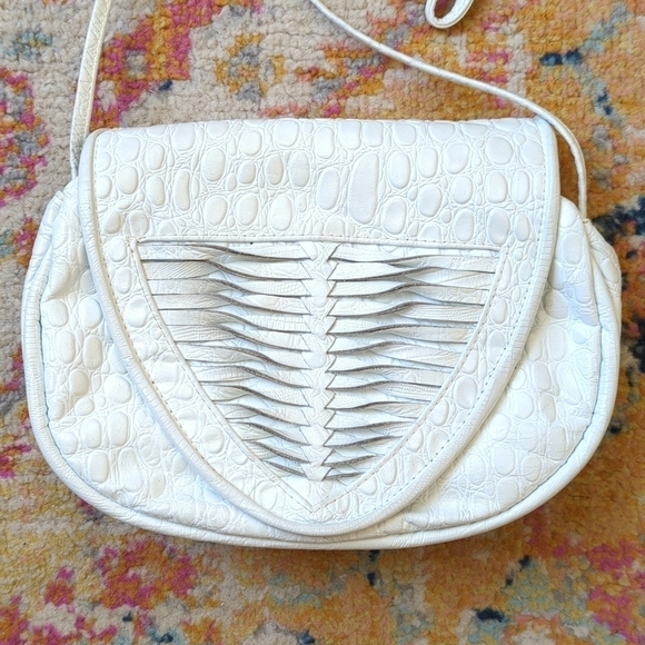 Pizzaz 80's Vintage Funky Crocodile Embossed Leather Classic Crossbody Bag White - Picture 5 of 16
